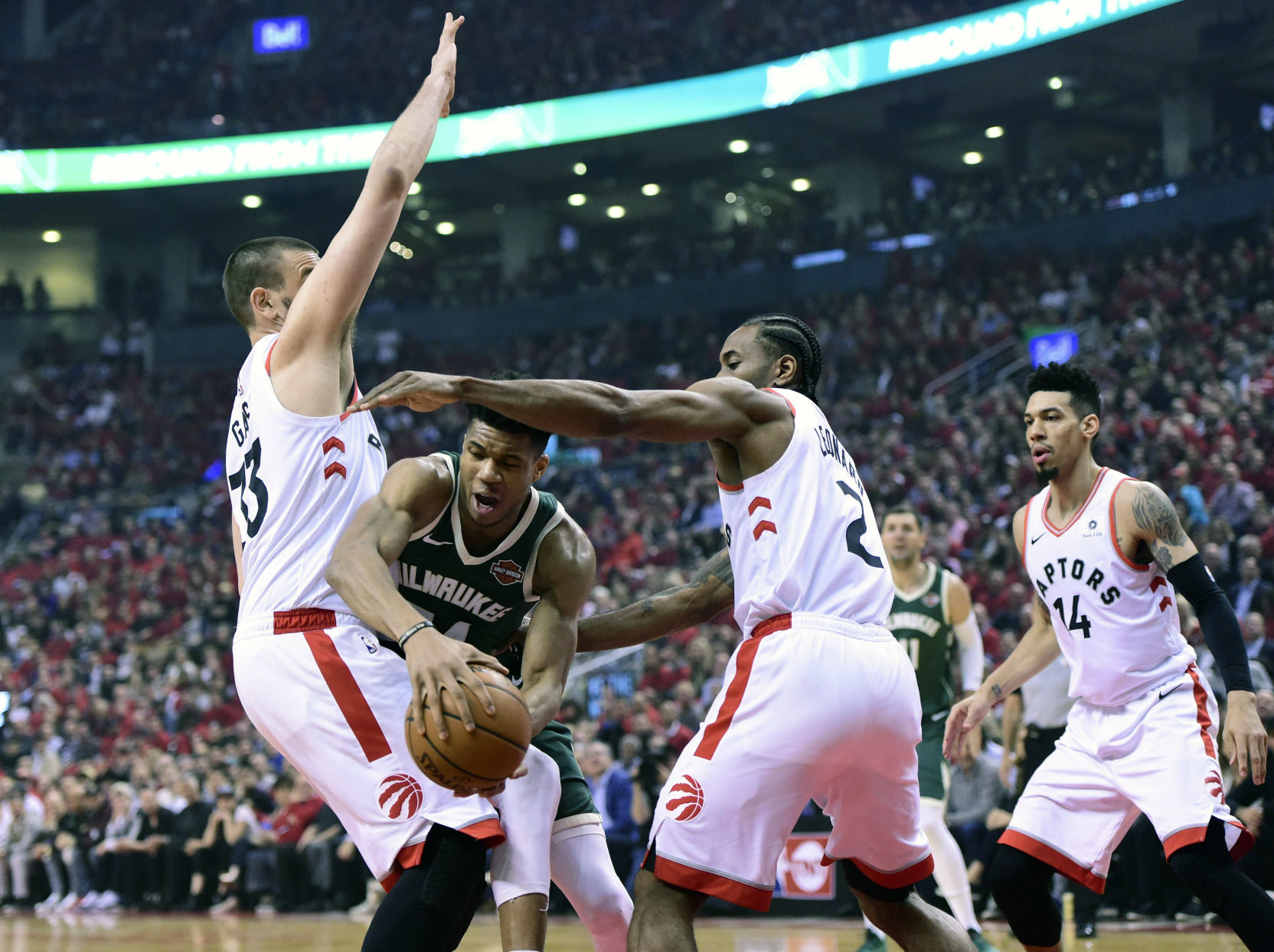 Raptors 120, Bucks 102